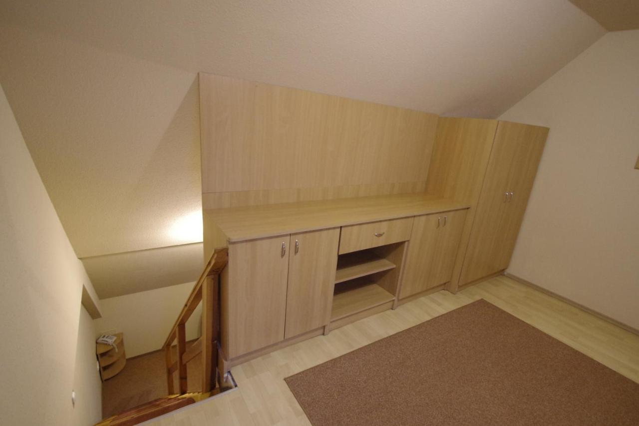 Hotel Vadaszkuert Superior İstolni Belgrad Dış mekan fotoğraf