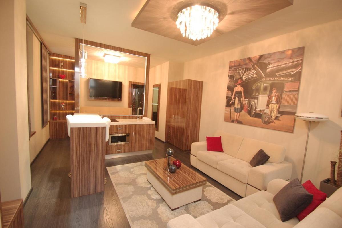 Hotel Vadaszkuert Superior İstolni Belgrad Dış mekan fotoğraf